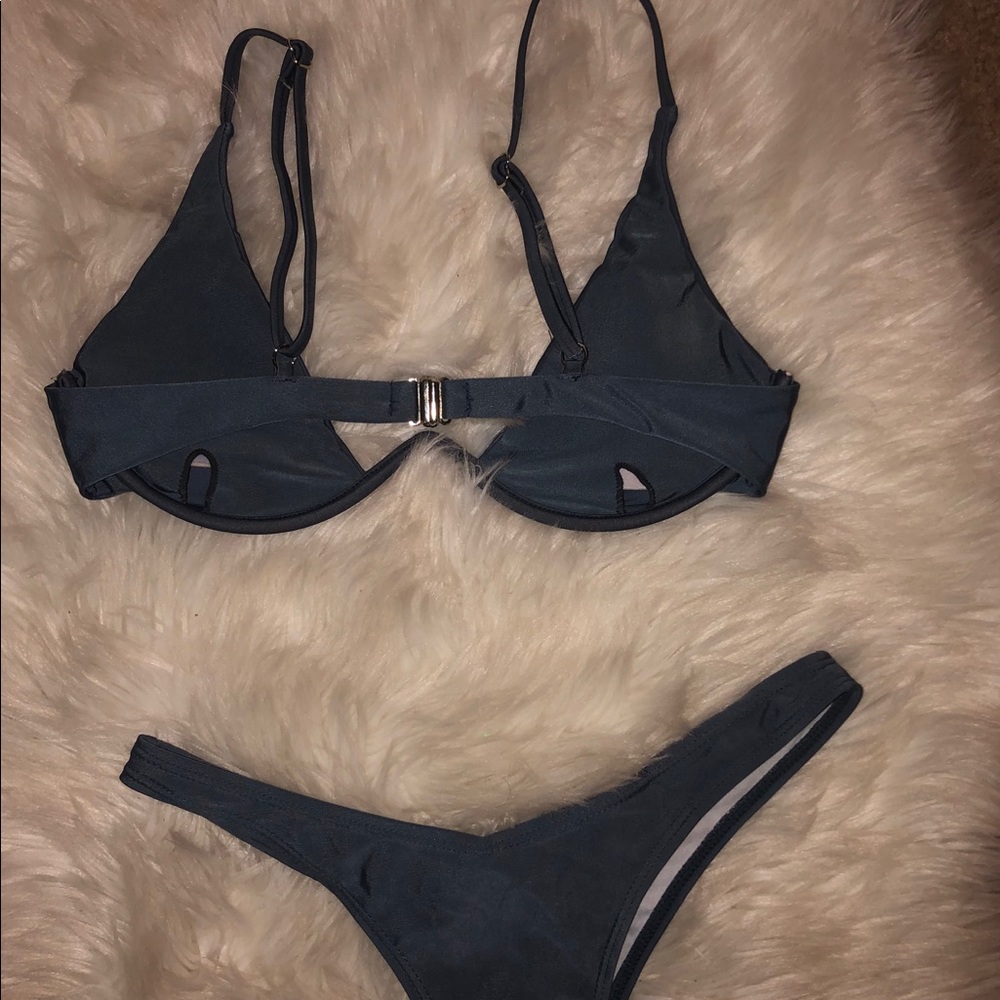 👙Zaful thong Heather gray bikini - Picture 4 of 4